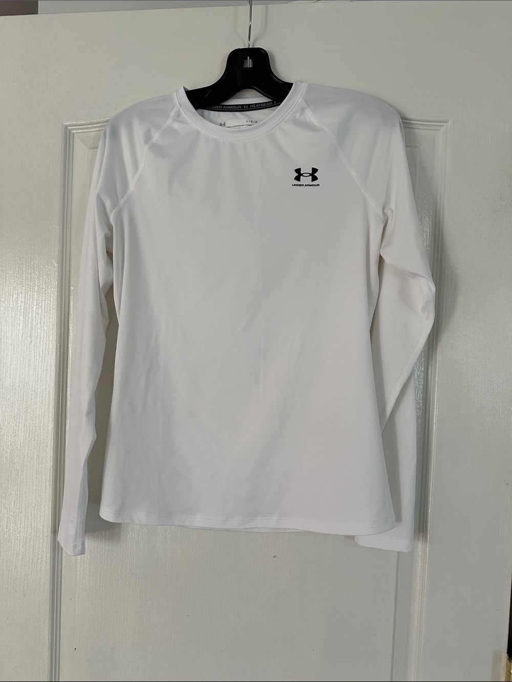 Under Armour White Long Sleeve Crew Neck Performance Tee